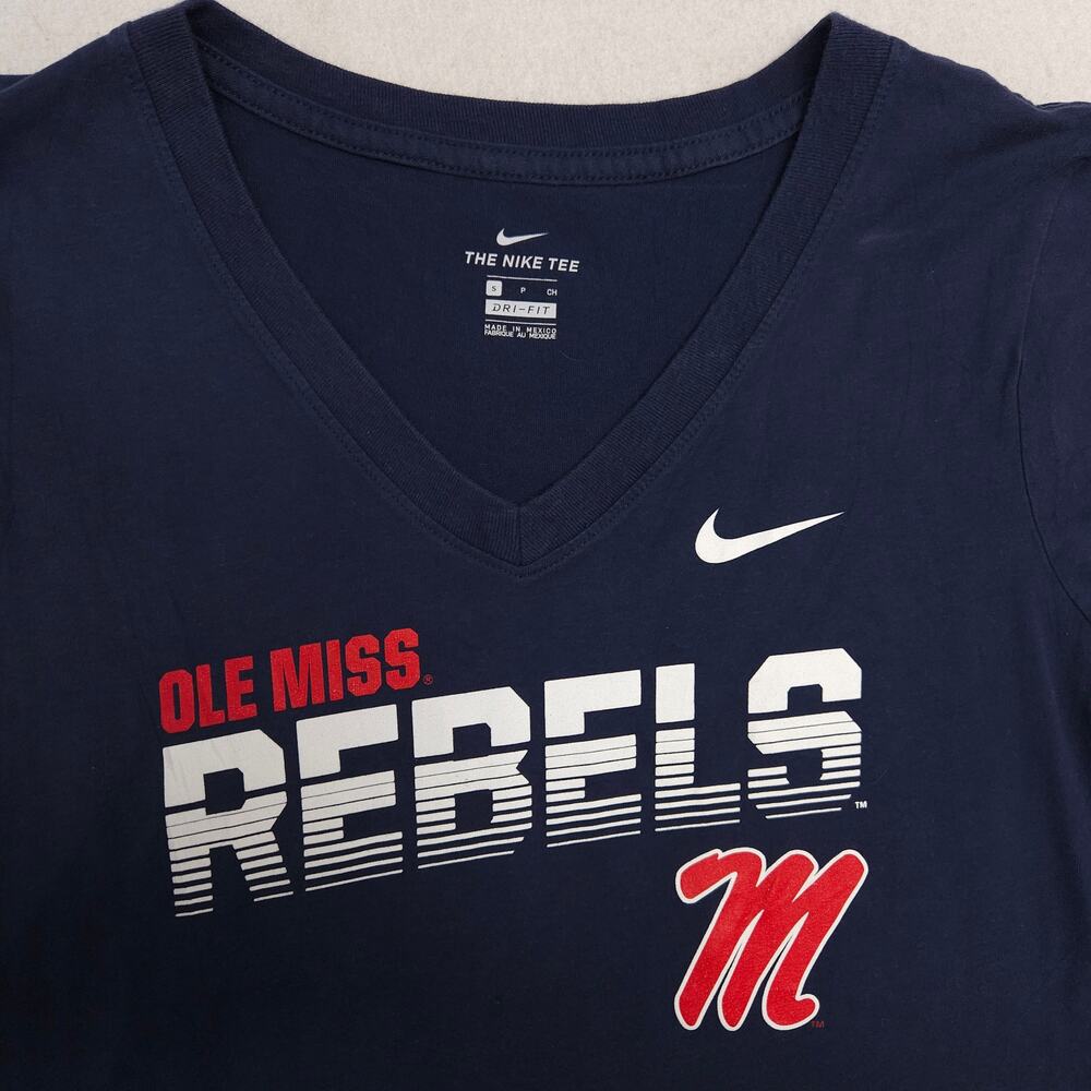 Nike Ole Miss Rebels Short Sleeve College Basketball T Shirt Womens Size S Blue
